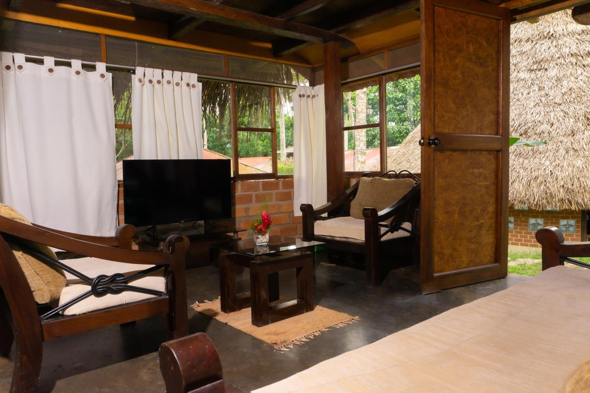 Las Jawas Lodge Sauce Exteriér fotografie